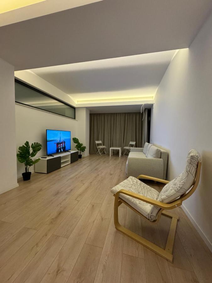 Warm Hotel Apartment Bucarest Exterior foto